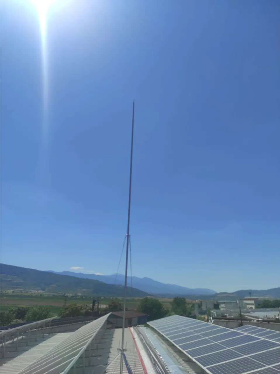 Мълниезащита на фотоволтаични панели с грамоотвод